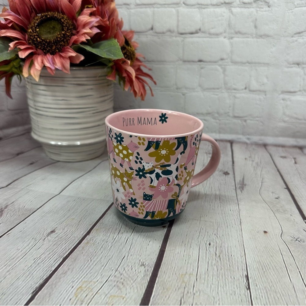 NWT Purr Mama Pink retro Floral Mug by prima designs some imperfection in glaze